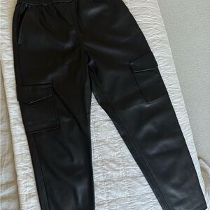 Zara Women's Black faux leather Cargo Pants